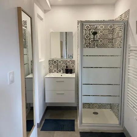 Maisonnette Cosy A 10 Mn De Nantes بيت للعطل *